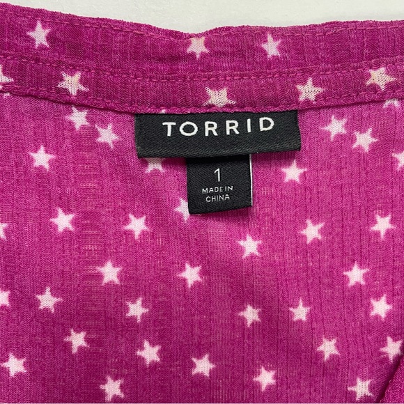 Torrid Magenta Star Crepe Button Down Tank - Picture 8 of 10